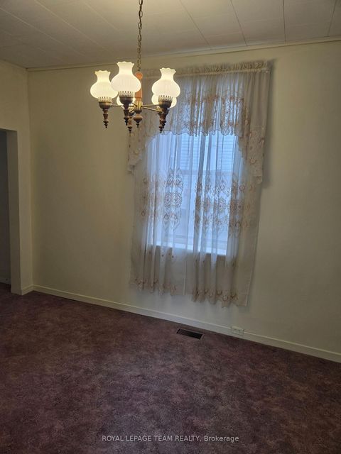 Photo 8 at 48 Thomas Street, Almonte, Mississippi Mills