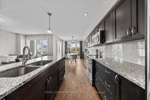 Photo 12 at 154 Woodhurst Crescent, Stittsville (South), Stittsville