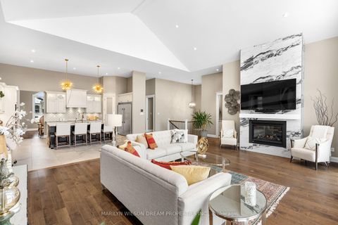 Photo 10 at 324 Hedley Way, KANATA (NORTH WEST), Kanata