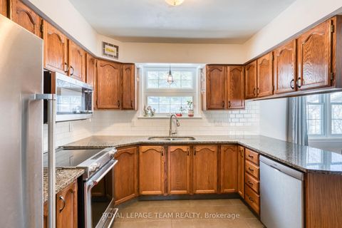 Photo 3 at 294 St George Street, Almonte, Mississippi Mills