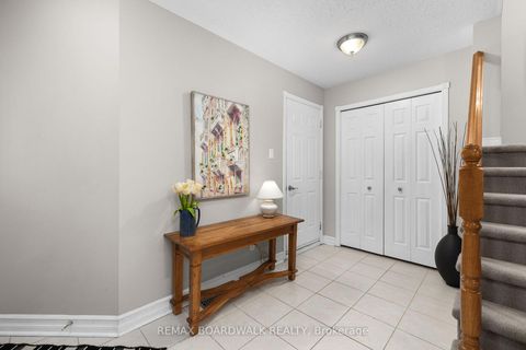 Photo 4 at 1981 Orchardview Avenue, Fallingbrook/Gardenway South, Orleans