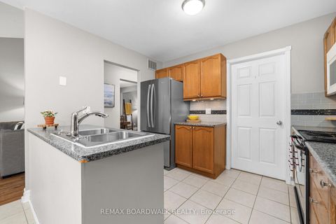 Photo 14 at 1981 Orchardview Avenue, Fallingbrook/Gardenway South, Orleans