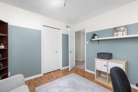 Photo 33 at 1981 Orchardview Avenue, Fallingbrook/Gardenway South, Orleans