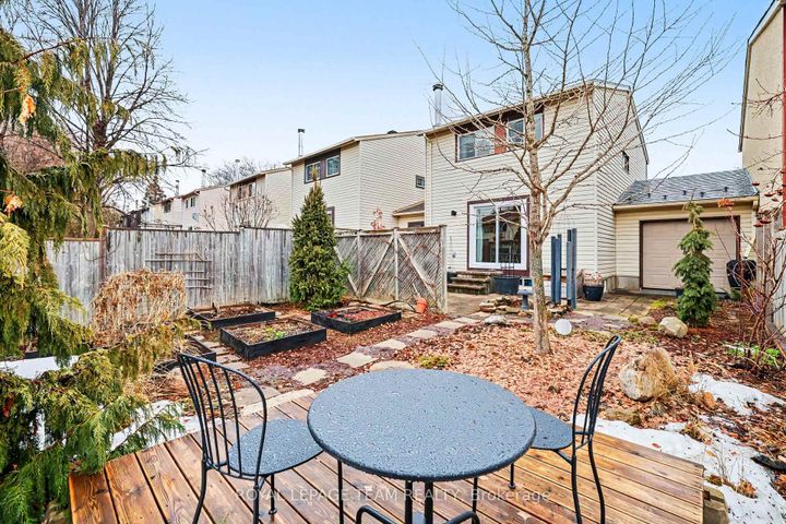 Photo 37 at 43 Whelan Drive, Nepean (Pheasant Run), Ottawa