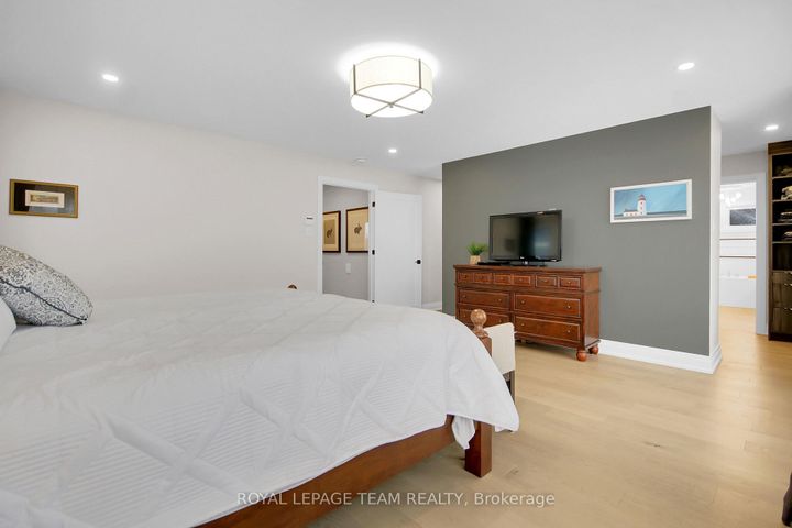 Photo 19 at 62 Rossland Avenue, Nepean (Meadowlands/St. Claire Gardens), Ottawa