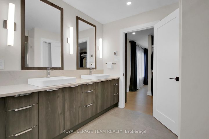 Photo 23 at 62 Rossland Avenue, Nepean (Meadowlands/St. Claire Gardens), Ottawa