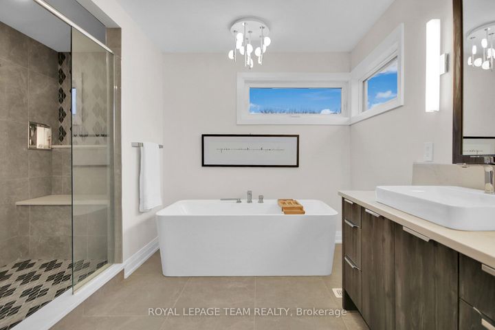 Photo 24 at 62 Rossland Avenue, Nepean (Meadowlands/St. Claire Gardens), Ottawa