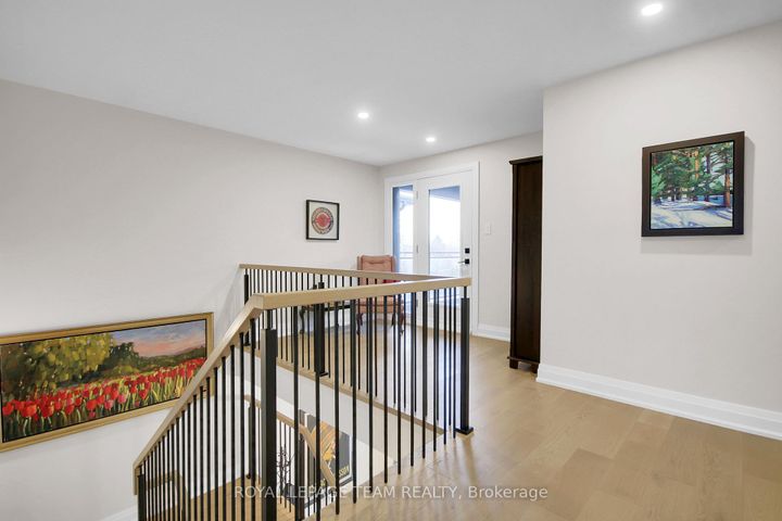 Photo 26 at 62 Rossland Avenue, Nepean (Meadowlands/St. Claire Gardens), Ottawa