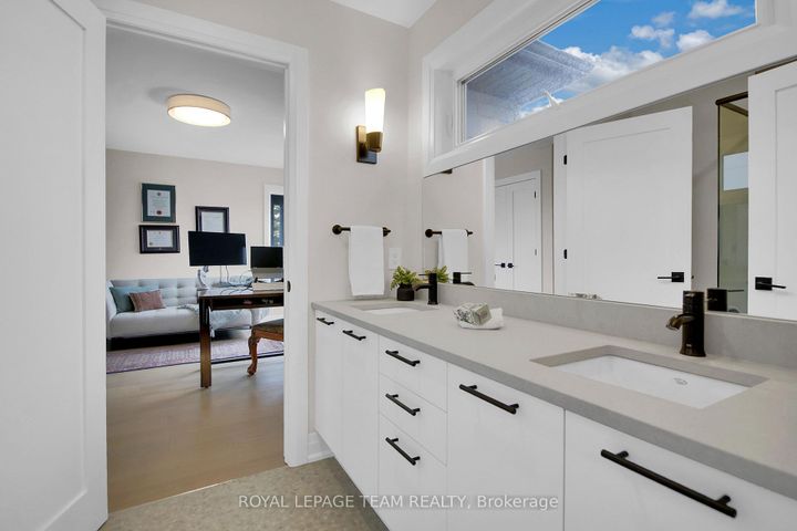 Photo 31 at 62 Rossland Avenue, Nepean (Meadowlands/St. Claire Gardens), Ottawa