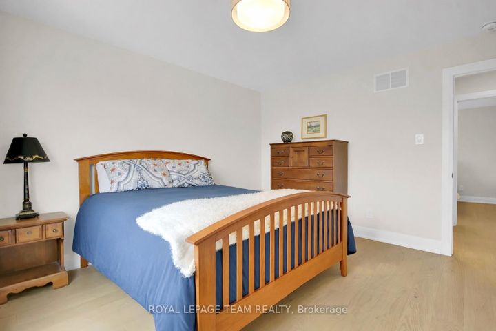 Photo 35 at 62 Rossland Avenue, Nepean (Meadowlands/St. Claire Gardens), Ottawa