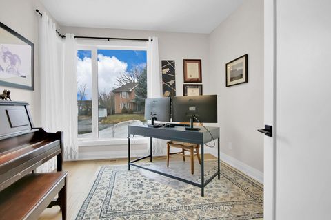 Photo 3 at 62 Rossland Avenue, Nepean (Meadowlands/St. Claire Gardens), Ottawa