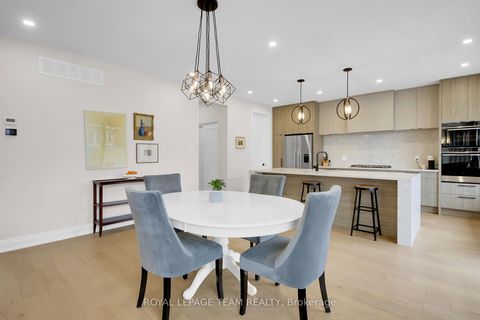 Photo 11 at 62 Rossland Avenue, Nepean (Meadowlands/St. Claire Gardens), Ottawa