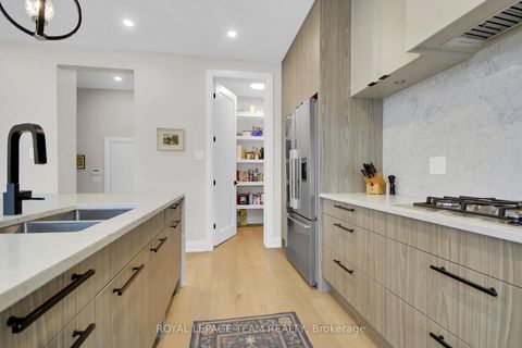 Photo 14 at 62 Rossland Avenue, Nepean (Meadowlands/St. Claire Gardens), Ottawa