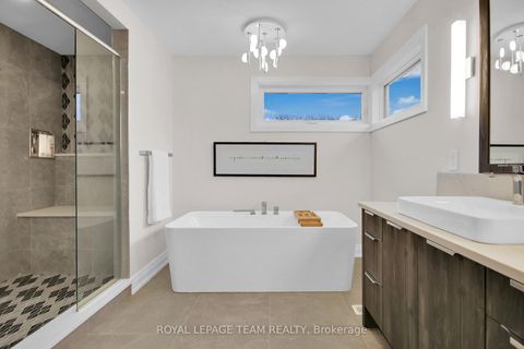 Photo 24 at 62 Rossland Avenue, Nepean (Meadowlands/St. Claire Gardens), Ottawa