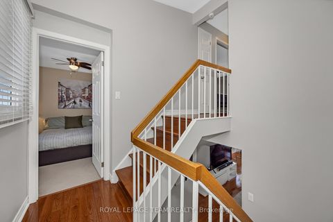 Photo 17 at C - 18 Benlea Drive, Nepean (Tanglewood), Ottawa