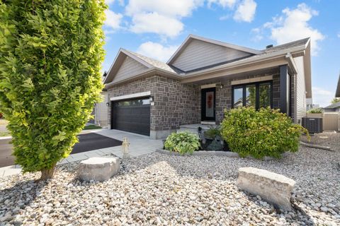 Photo 1 at 216 Mckenny Street, Mississippi Mills (Ramsay) Twp, Mississippi Mills