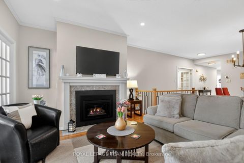 Photo 9 at 20 RIVER OAKS Court, Stittsville (Central), Stittsville