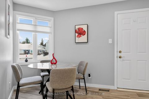 Photo 24 at 20 RIVER OAKS Court, Stittsville (Central), Stittsville