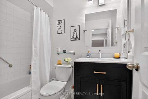 Photo 37 at 20 RIVER OAKS Court, Stittsville (Central), Stittsville