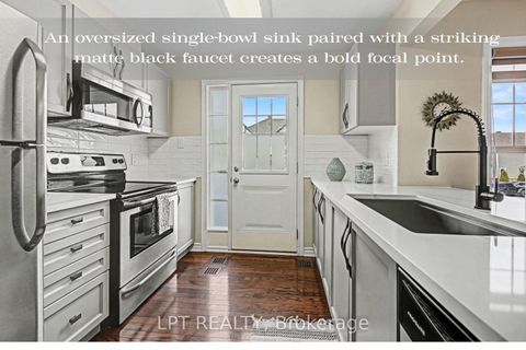 Photo 4 at 607 Meadowcreek Circle, Emerald Meadows/Trailwest, Kanata