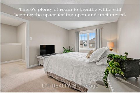 Photo 26 at 607 Meadowcreek Circle, Emerald Meadows/Trailwest, Kanata