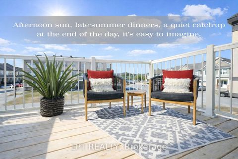 Photo 33 at 607 Meadowcreek Circle, Emerald Meadows/Trailwest, Kanata