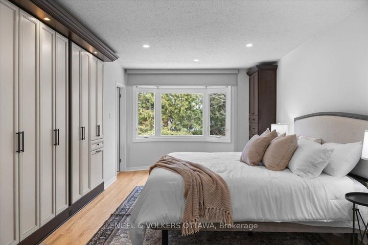 Photo 34 at 33 Okanagan Drive, Nepean (Bruce Farm/Graham Park/Qualicum/Bellands), Ottawa