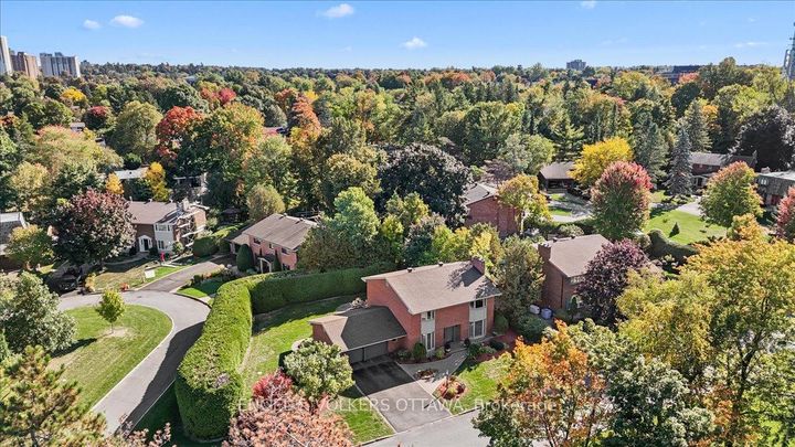 Photo 42 at 33 Okanagan Drive, Nepean (Bruce Farm/Graham Park/Qualicum/Bellands), Ottawa