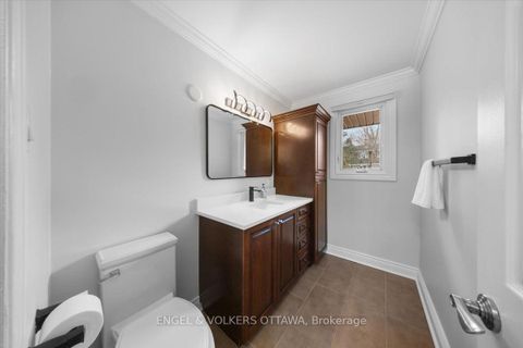 Photo 12 at 33 Okanagan Drive, Nepean (Bruce Farm/Graham Park/Qualicum/Bellands), Ottawa