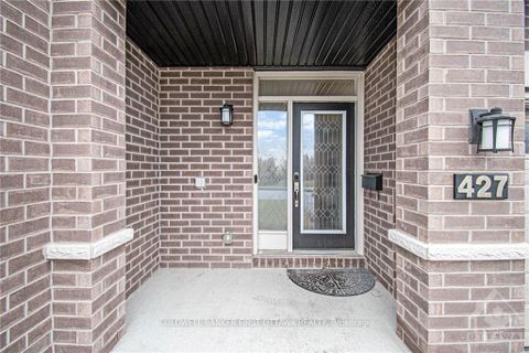 Photo 2 at 427 Rainrock Crescent, Mer Bleue/Bradley Estates/Anderson Park, Orleans