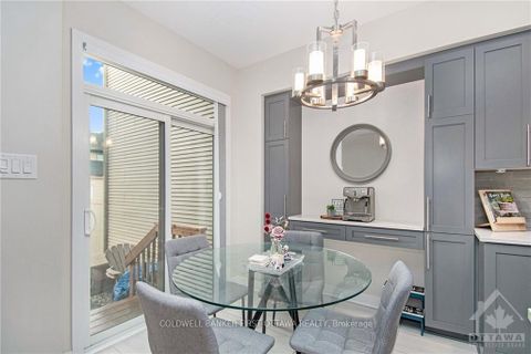 Photo 8 at 427 Rainrock Crescent, Mer Bleue/Bradley Estates/Anderson Park, Orleans