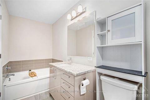 Photo 19 at 427 Rainrock Crescent, Mer Bleue/Bradley Estates/Anderson Park, Orleans