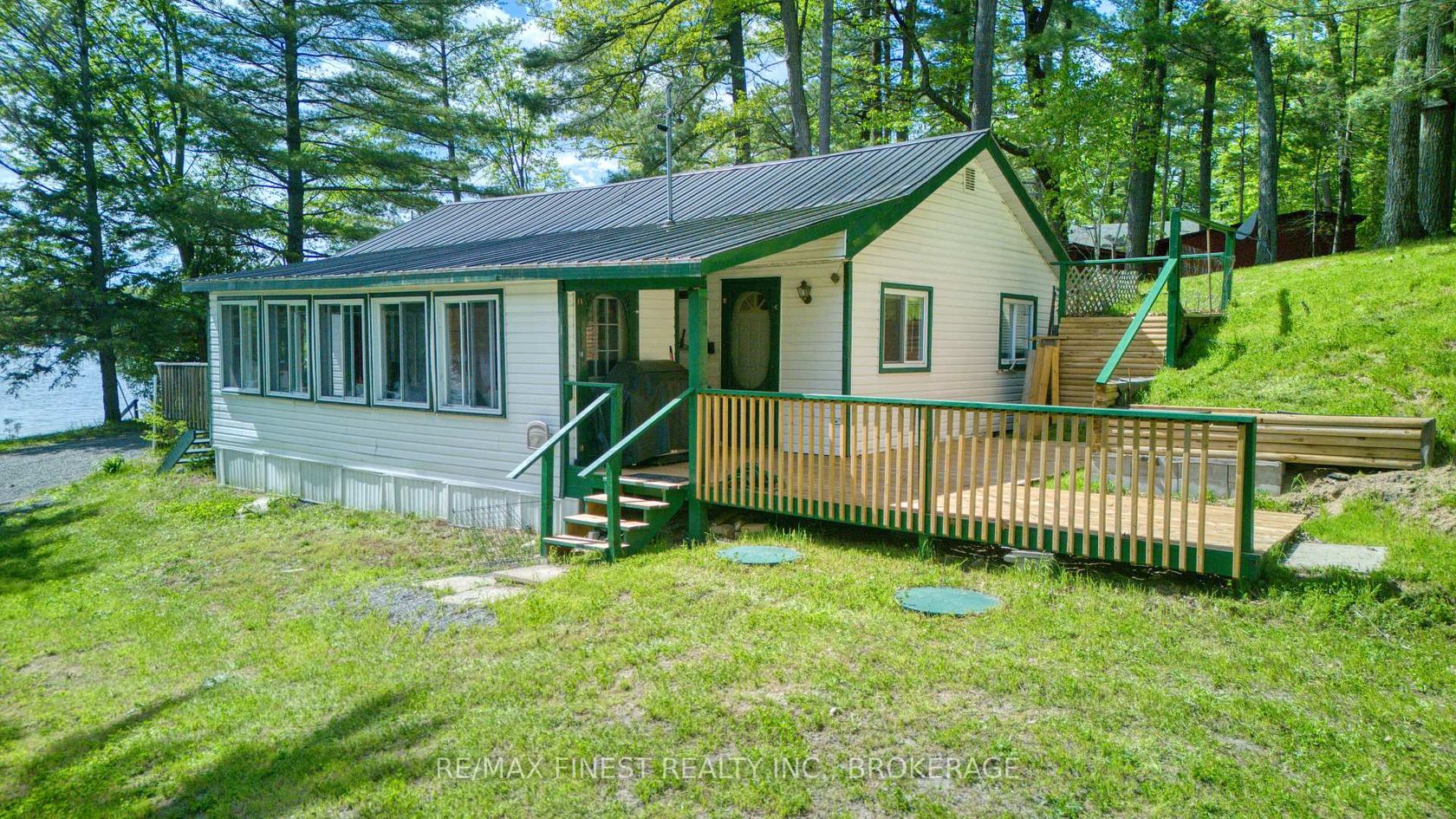 21a - 131 Bobs Lake Lane, Bathurst/Burgess & Sherbrooke (South Sherbrooke) Twp, Tay Valley 2