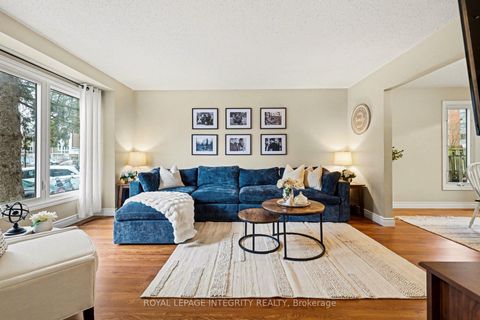 Photo 5 at 319 Stowe Court, Beaverbrook, Kanata