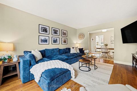 Photo 7 at 319 Stowe Court, Beaverbrook, Kanata