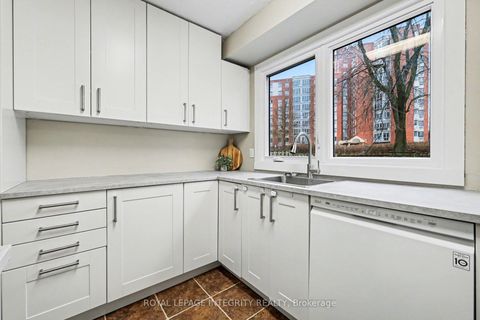 Photo 12 at 319 Stowe Court, Beaverbrook, Kanata