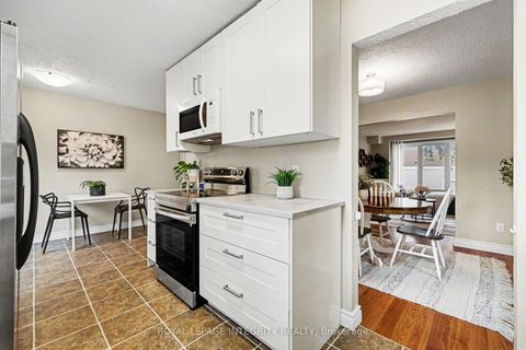 Photo 13 at 319 Stowe Court, Beaverbrook, Kanata