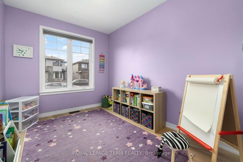 Photo 22 at 432 Gidran Circle, Emerald Meadows/Trailwest, Kanata