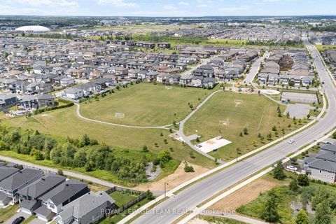 Photo 44 at 432 Gidran Circle, Emerald Meadows/Trailwest, Kanata