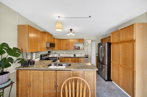 Photo 11 at 34 Waterton Crescent, Bridlewood, Kanata