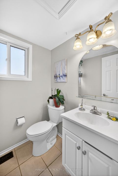 Photo 18 at 34 Waterton Crescent, Bridlewood, Kanata