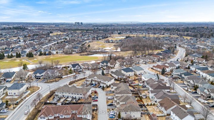 Photo 36 at 293 Silbrass Private, Nepean (Stonebridge), Ottawa