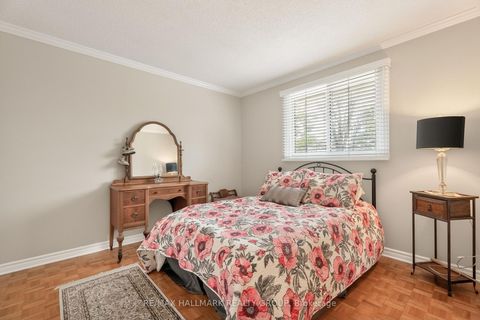 Photo 24 at 6553 Michelangelo Court, North Gower, Manotick