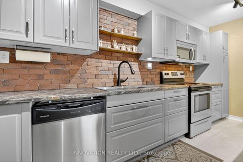 Photo 5 at 8 - 15 Findlay Avenue, Carleton Place