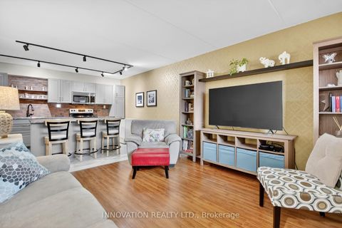 Photo 9 at 8 - 15 Findlay Avenue, Carleton Place