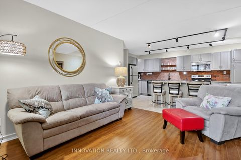 Photo 14 at 8 - 15 Findlay Avenue, Carleton Place