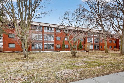 Photo 35 at 8 - 15 Findlay Avenue, Carleton Place