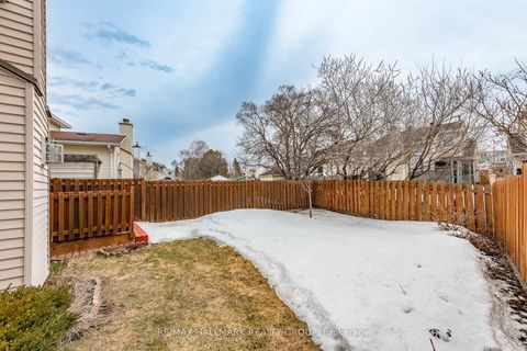 Photo 32 at 6380 St Louis Drive, Hiawatha Park/Convent Glen, Orleans