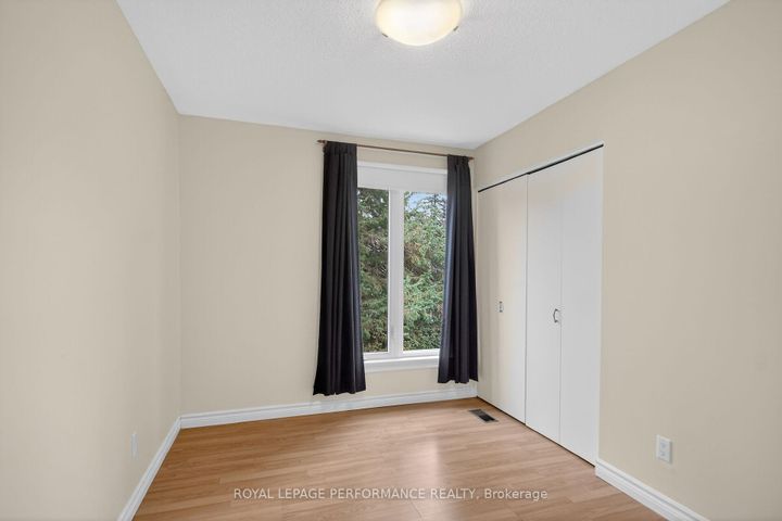 Photo 27 at 15 Hallowell Court, Nepean (Arlington Woods), Ottawa
