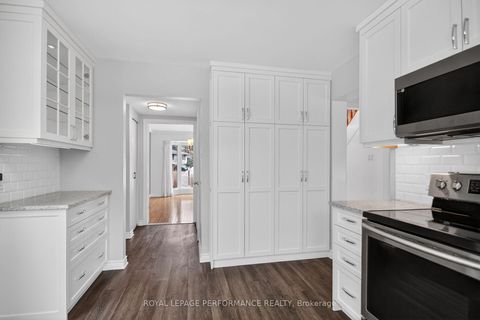 Photo 18 at 15 Hallowell Court, Nepean (Arlington Woods), Ottawa